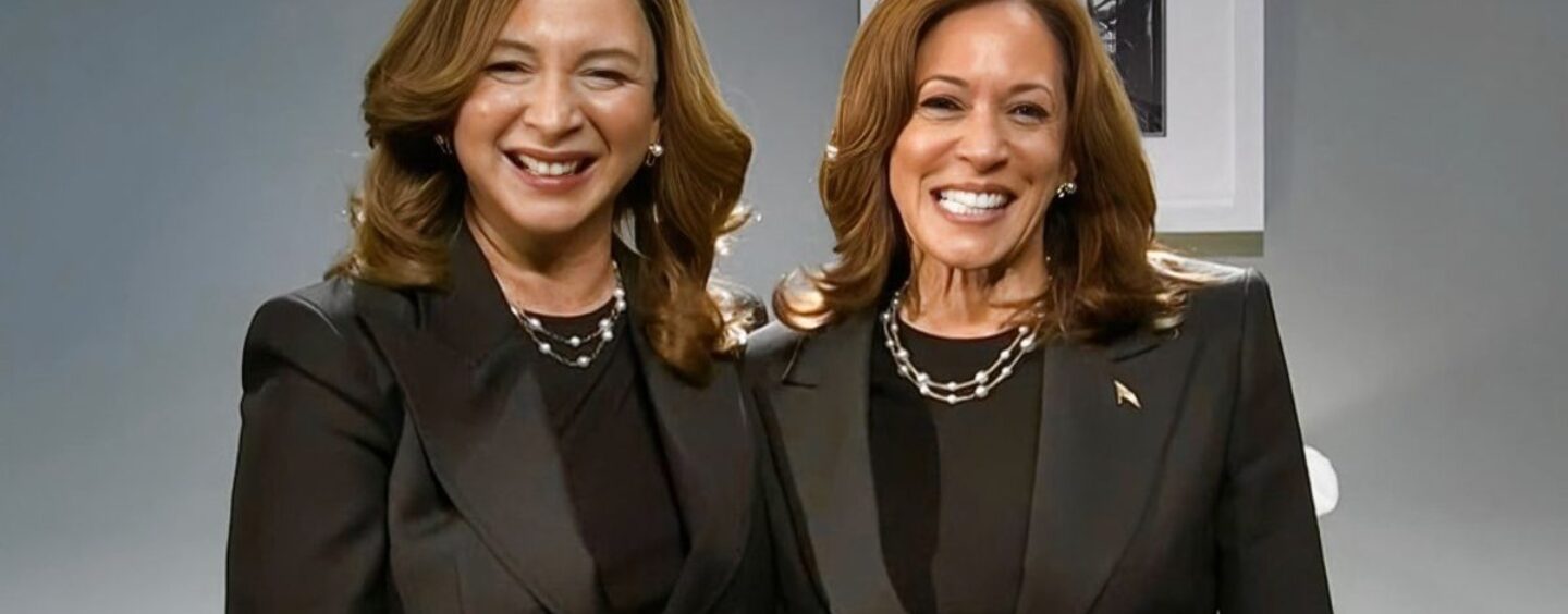 Kamala Harris joue dans « SNL » se moquant ouvertement de Donald Trump tout en renforçant son message d'espoir