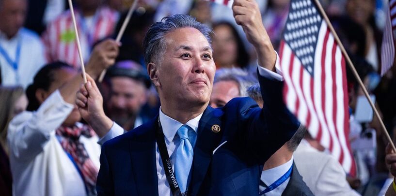 Mark Takano mène la charge pour la représentation et l'égalité LGBTQ+ au Congrès pour 2024