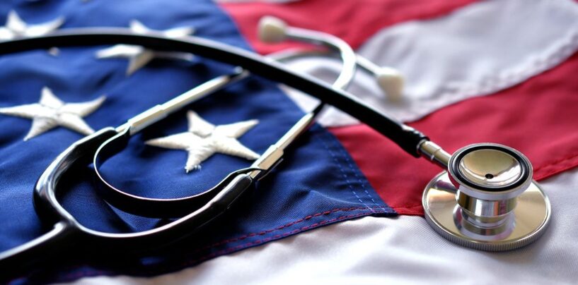 Un juge décide que l'armée doit couvrir la chirurgie d'affirmation de genre pour les personnes à la charge des militaires