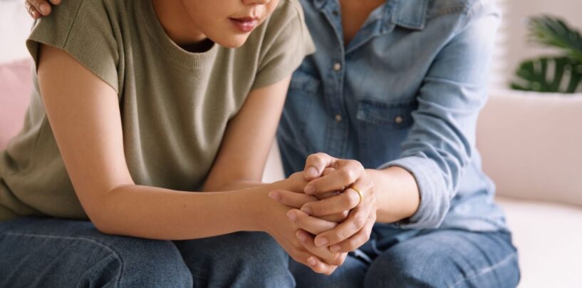 Que faire si vous ou les personnes LGBTQ+ de votre entourage avez des envies suicidaires après les élections ?