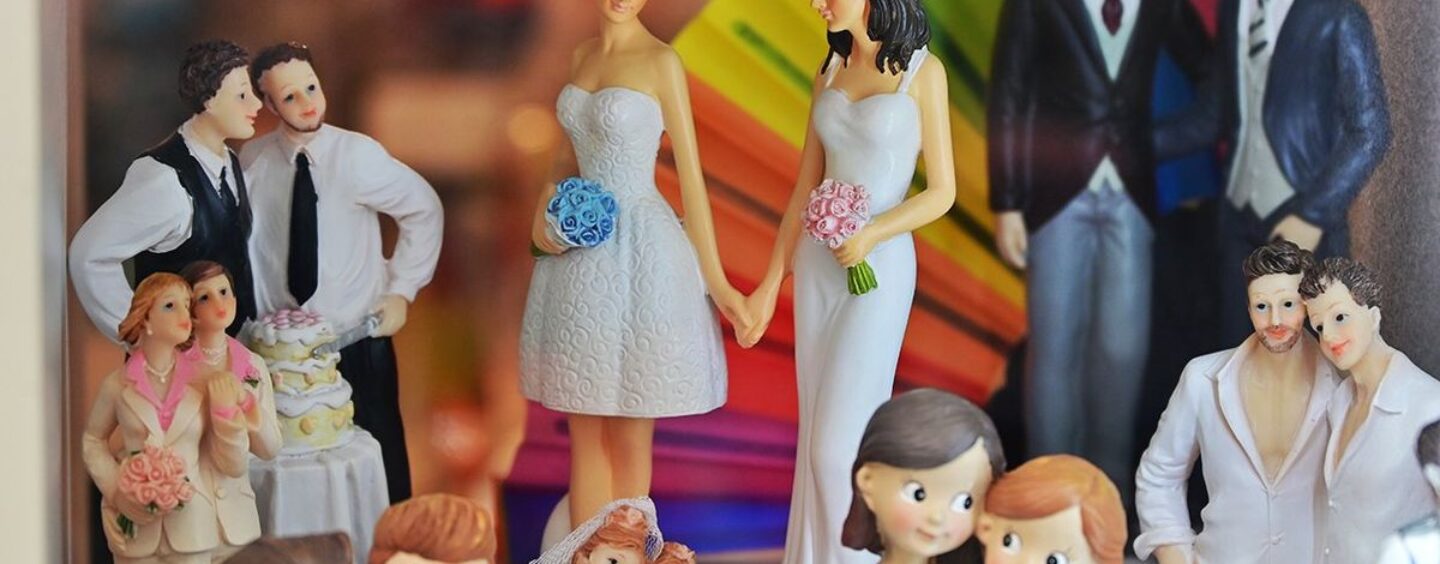 Un restaurant de Washington refuse illégalement d'accueillir des mariages homosexuels, invoquant des croyances religieuses