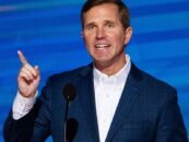 Le gouverneur du Kentucky, Andy Beshear : les démocrates n'ont pas besoin d'abandonner les personnes LGBTQ+ pour gagner