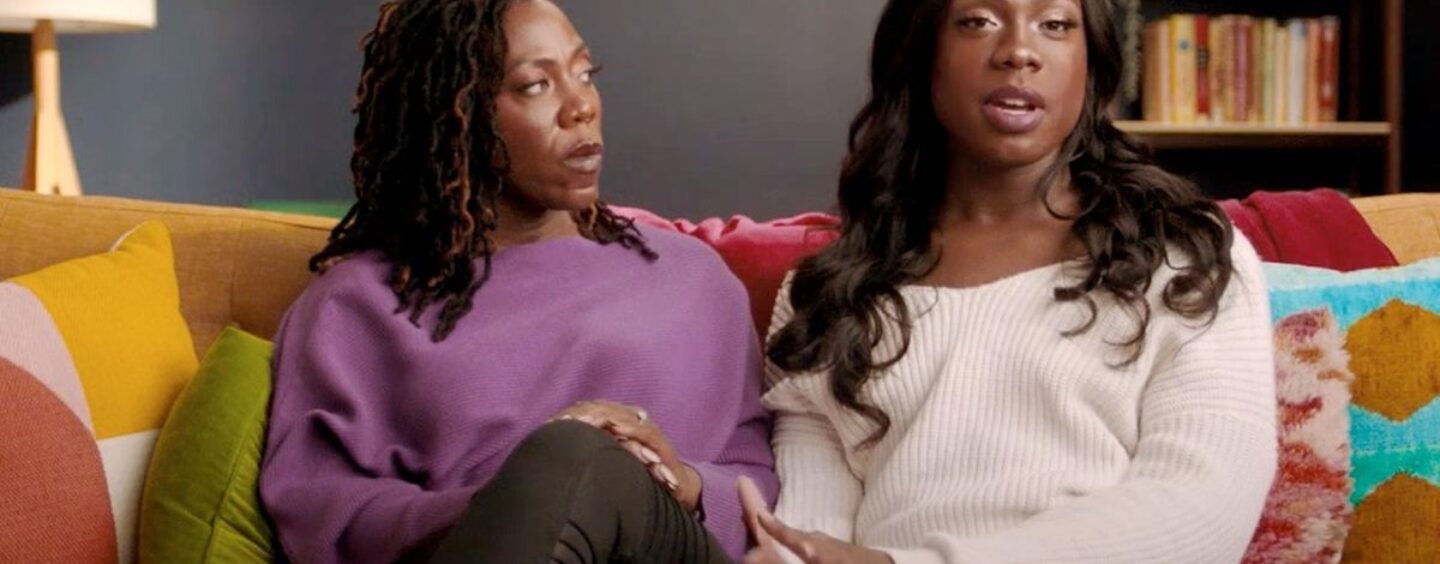 Une femme trans et sa mère parlent d'acceptation et d'apprentissage avec amour dans la nouvelle vidéo du Trevor Project