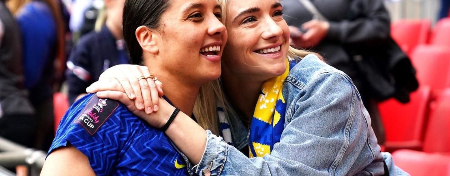 Les stars du football lesbien Kristie Mewis et Sam Kerr vont avoir un bébé !