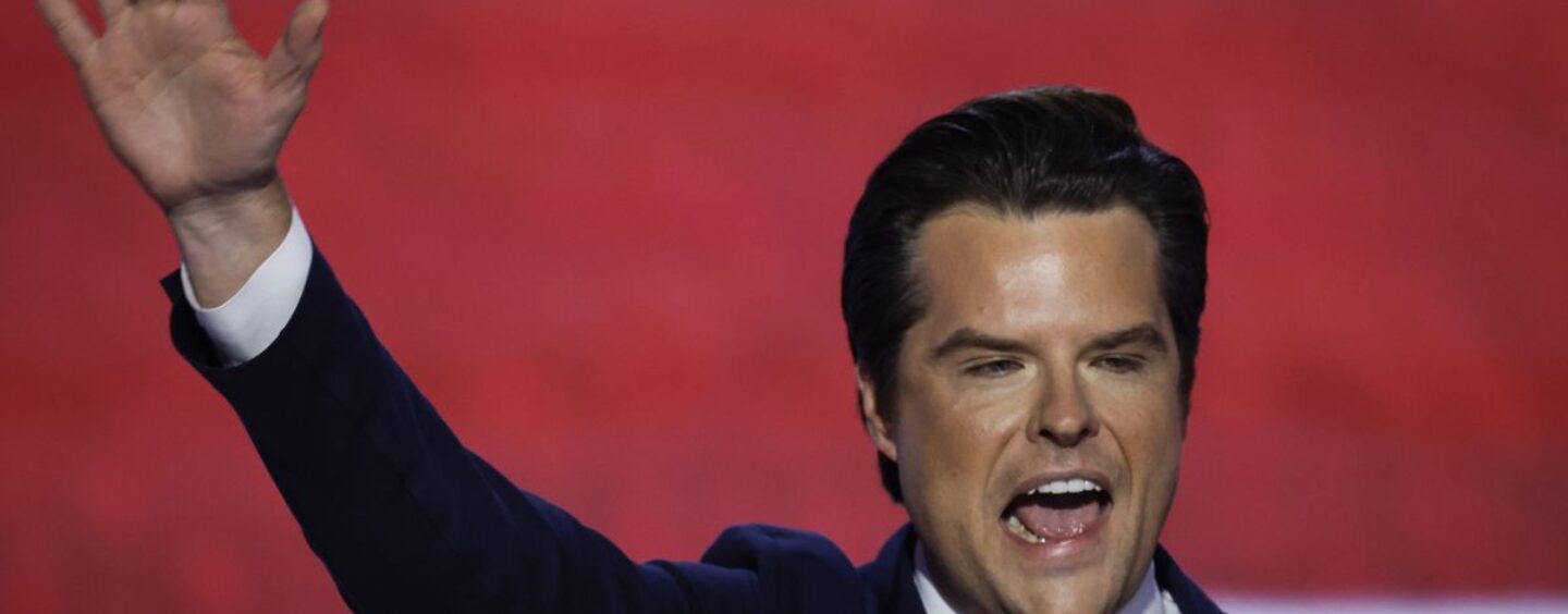 Internet rôtit Matt Gaetz pour s'être retiré de honte et nous hurlons
