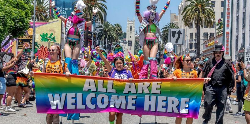 Los Angeles devient une ville sanctuaire pour les jeunes et les immigrants LGBTQ+ alors que les autorités rejettent le projet 2025