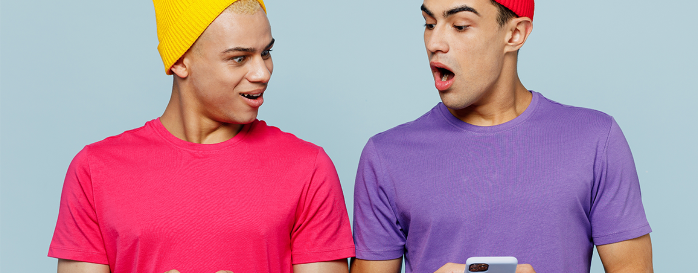 Les gays « (re)skeeting » sur Bluesky – est-ce que cela signifie ce que nous pensons que cela signifie ?