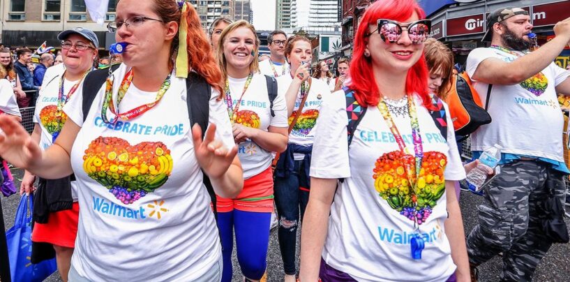 Walmart annule le financement du DEI et de la Pride après la pression directe d'un extrémiste d'extrême droite