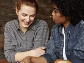 5 conseils pour les femmes bisexuelles qui veulent sortir avec des femmes