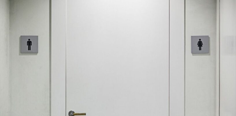 Comment l’interdiction des toilettes sur les propriétés fédérales aurait un impact sur les transaméricains