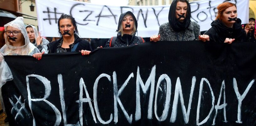 La sombre histoire de la Pologne avec un gouvernement d'extrême droite anti-LGBTQ+ devrait être un avertissement pour les Américains