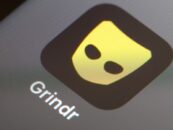 Grindr révèle toutes les statistiques les plus coquines pour 2024 qui vous laisseront bouche bée