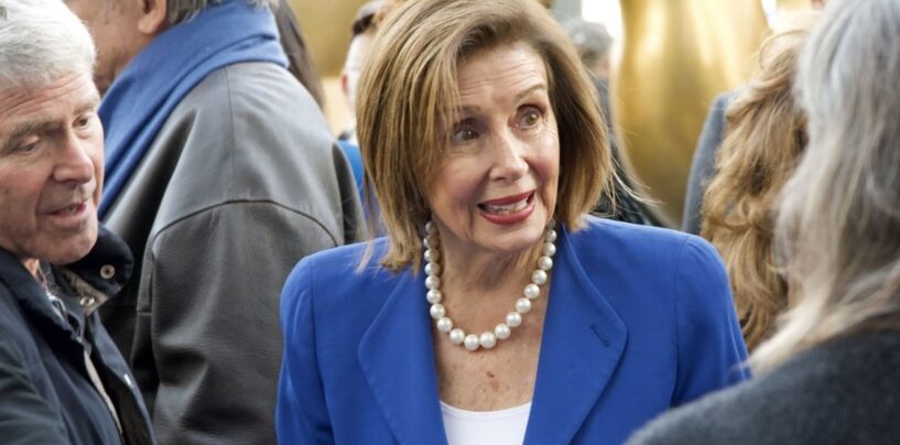 Nancy Pelosi se remet d'une opération chirurgicale majeure en Allemagne après une chute au Luxembourg