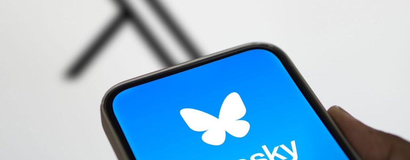 La polémique éclate sur Bluesky après que les utilisateurs se plaignent du podcasteur anti-trans