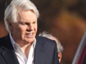 L'ancien PDG d'Abercrombie & Fitch cherche à retarder son procès pour trafic sexuel