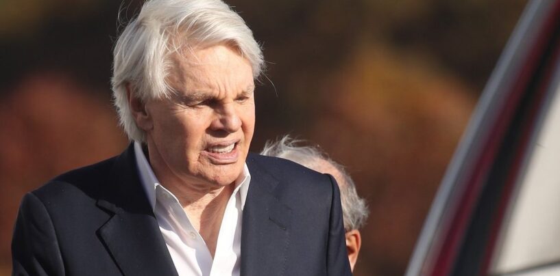 L'ancien PDG d'Abercrombie & Fitch cherche à retarder son procès pour trafic sexuel