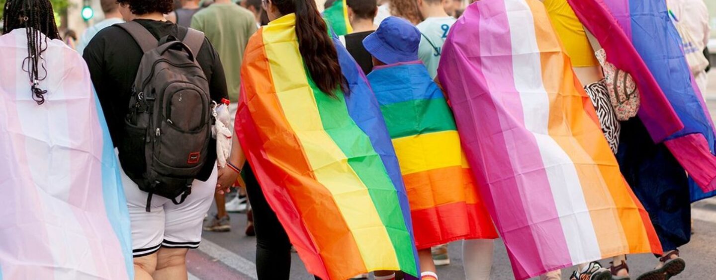 Meta a empêché les adolescents de voir du contenu LGBTQ+ sur Instagram : rapport