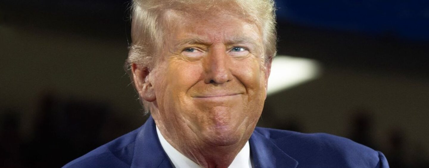 Trump est rôti à cause de son illusion selon laquelle il peut prendre le contrôle du Groenland et nous hurlons