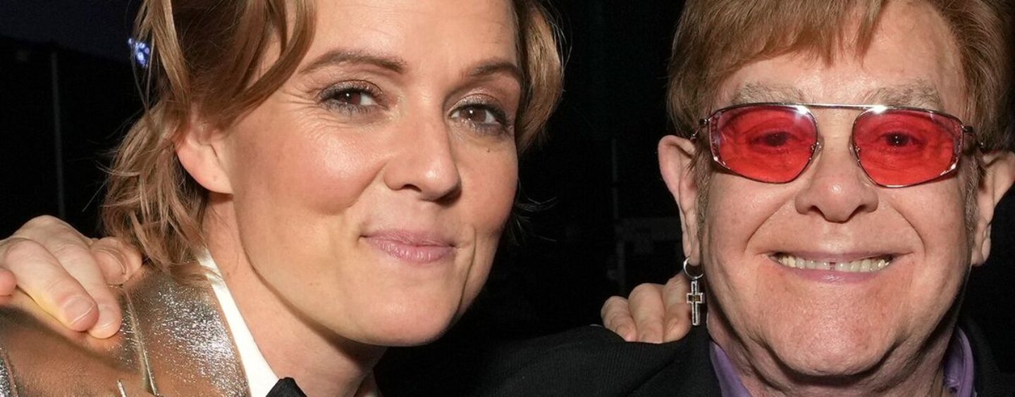 Elton John : Brandi Carlile est « probablement la meilleure chanteuse d'Amérique »