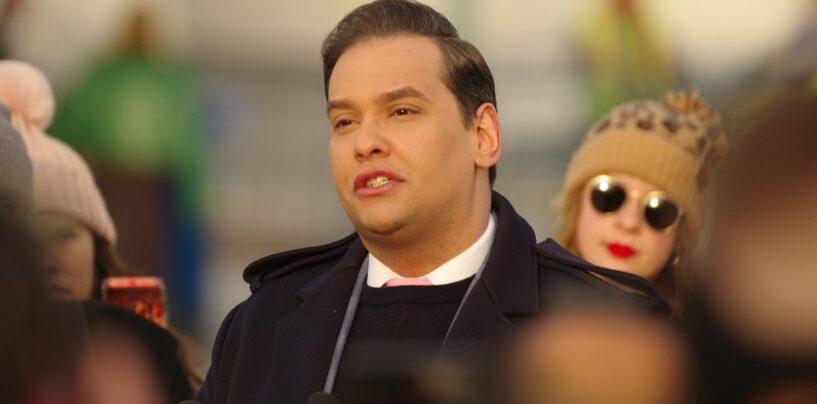 George Santos obtient un report de peine dans une affaire de fraude, mais moins que ce qu'il avait demandé