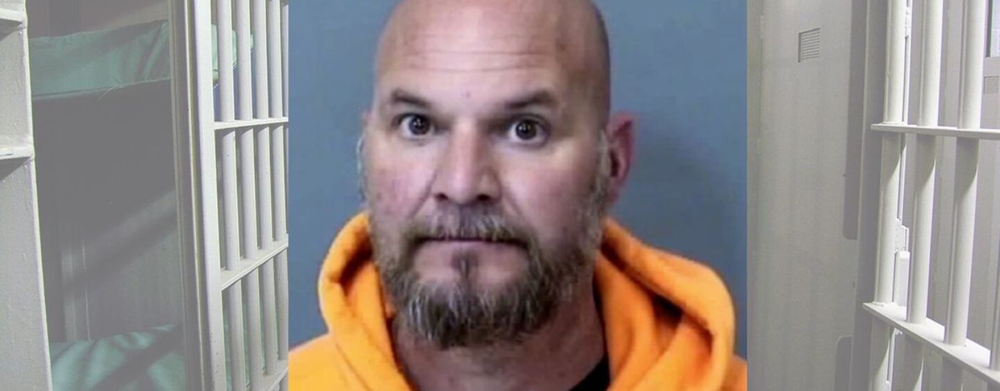 Un néo-nazi de l'Arizona condamné à 3,5 ans de prison pour le meurtre de son colocataire gay