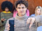 Nous, les gays, aimons Grindr – mais voici pourquoi je refuse toujours de l'utiliser