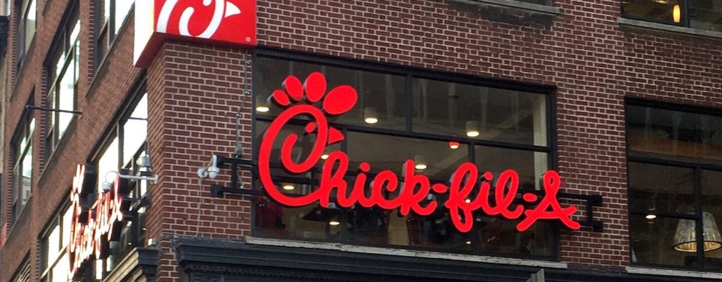 Chicago Chick-fil-A partagera un bâtiment avec un groupe LGBTQ+ dirigé par des Noirs et des trans