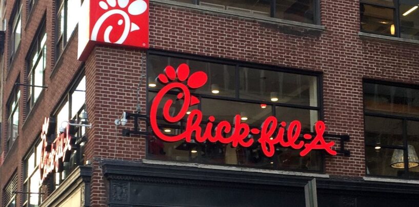 Chicago Chick-fil-A partagera un bâtiment avec un groupe LGBTQ+ dirigé par des Noirs et des trans