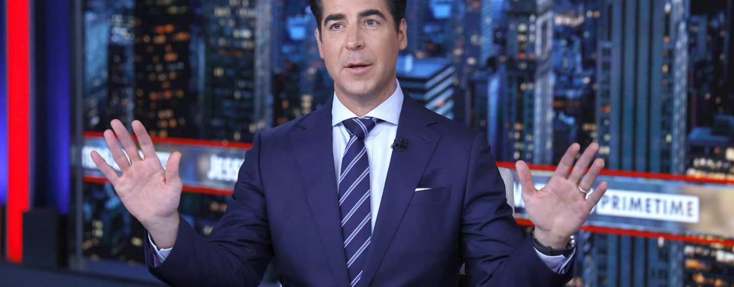 L'animatrice de Fox News Jesse Watters à la recherche chaude des maris de l'épicerie se retourne contre hilarant