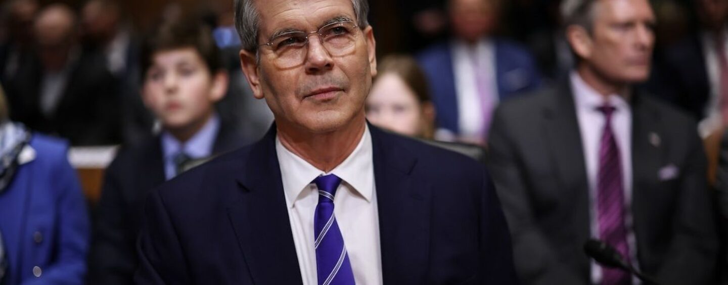 Scott Bessent, fondateur de Gay Billionaire Hedge Fund, confirmé comme secrétaire au Trésor de Trump
