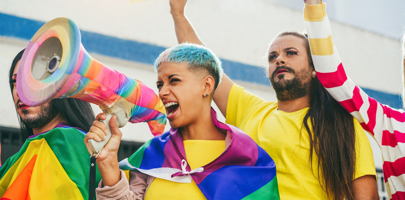 Fighting Back: Comment réagir au décret de Trump sur les soins affirmés par les sexes