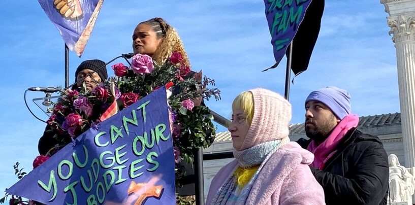 Dans le cadre de «l'ère autoritaire» de Trump, ces militants LGBTQ + et les droits à l'avortement se tiennent debout