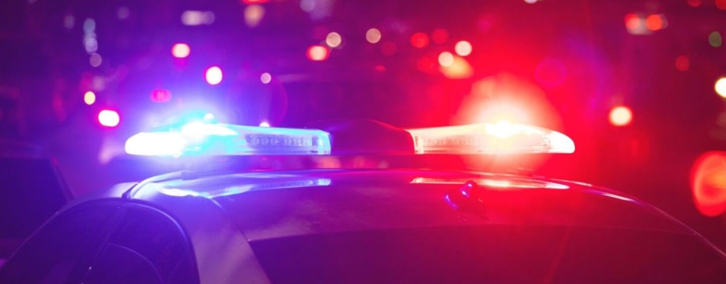 Les maréchaux américains arrêtent le délinquant sexuel fugitif qui se présenterait comme un journaliste LGBTQ + pendant des années (exclusif)