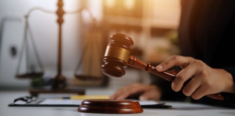 «Intellectuellement et moralement indéfendable»: le tribunal du Montana bloque la loi trans-exclusive définissant le sexe