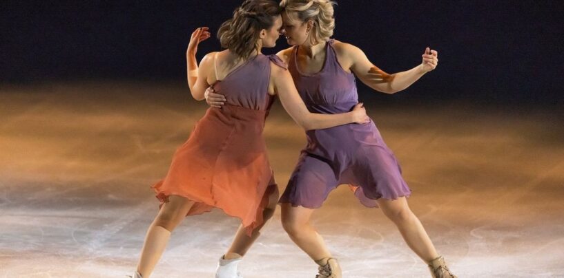 Les patineurs de glace olympiques à la retraite se produisent ensemble pour faire pression pour l'inclusion de paires de même sexe