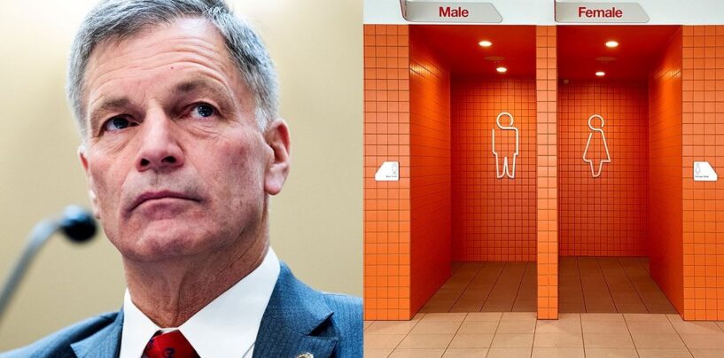 Le gouverneur du Wyoming signe un projet de loi anti-transgenre pour les salles de bain permettant des poursuites