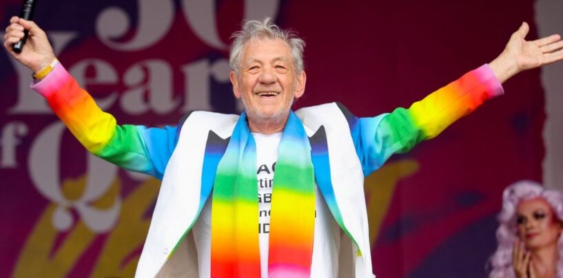 «  Être dans le placard est idiot: 'Ian McKellen encourage les célébrités queer à sortir