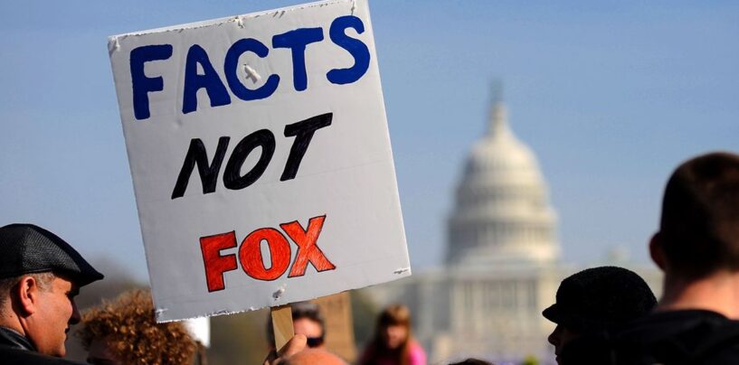 Fox News couvre les transgenres qui émettent presque deux fois plus que les autres réseaux majeurs