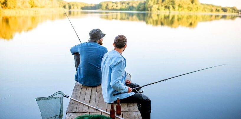 Il a voté pour Trump. Maintenant, il craint que son fils trans perde des soins affirmant le sexe