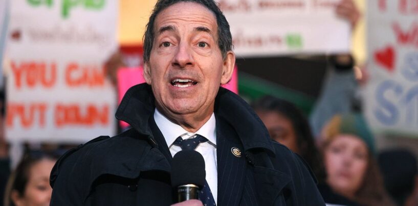Le représentant Jamie Raskin sur les pardons présidentiels, Trump contrecarrant la Constitution et ce qui le maintient la nuit