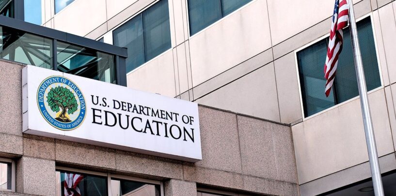 Breaking: Trump ordonne la fermeture du ministère de l'Éducation «une fois pour toutes». Il ne peut pas faire ça sans le Congrès