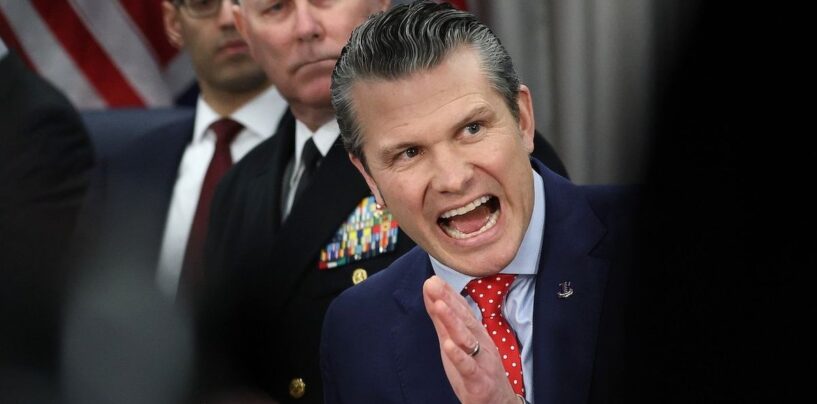 Breaking: le juge fédéral entendra la demande d'administration de Trump de dernière minute à annuler le bloc sur l'interdiction militaire trans