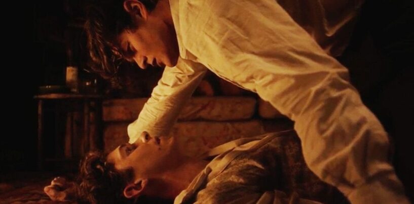 REGARDER: Dans la romance gay, les lys non pour moi, «lutte ludique devient sensuel (exclusif)