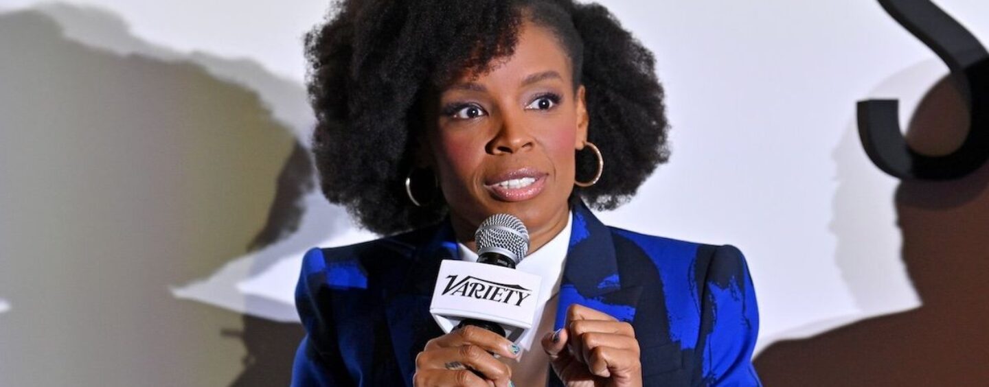 Les restes de dîner des correspondants de la Maison Blanche Amber Ruffin Routine de comédie, s'inclinant devant l'administration Trump