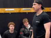 Un joueur de hockey gay a pour mission de créer une culture de hockey inclusive de l'intérieur