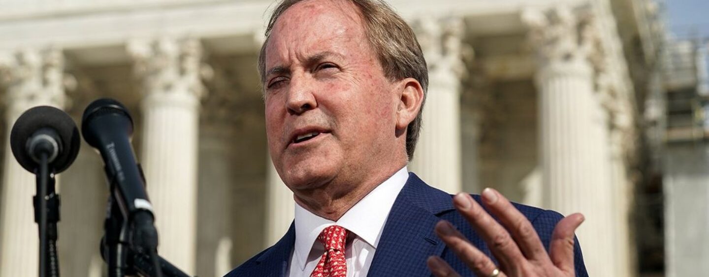 Le procureur général du Texas dit aux agences d'État d'ignorer les ordonnances judiciaires sur les changements de marqueur de genre