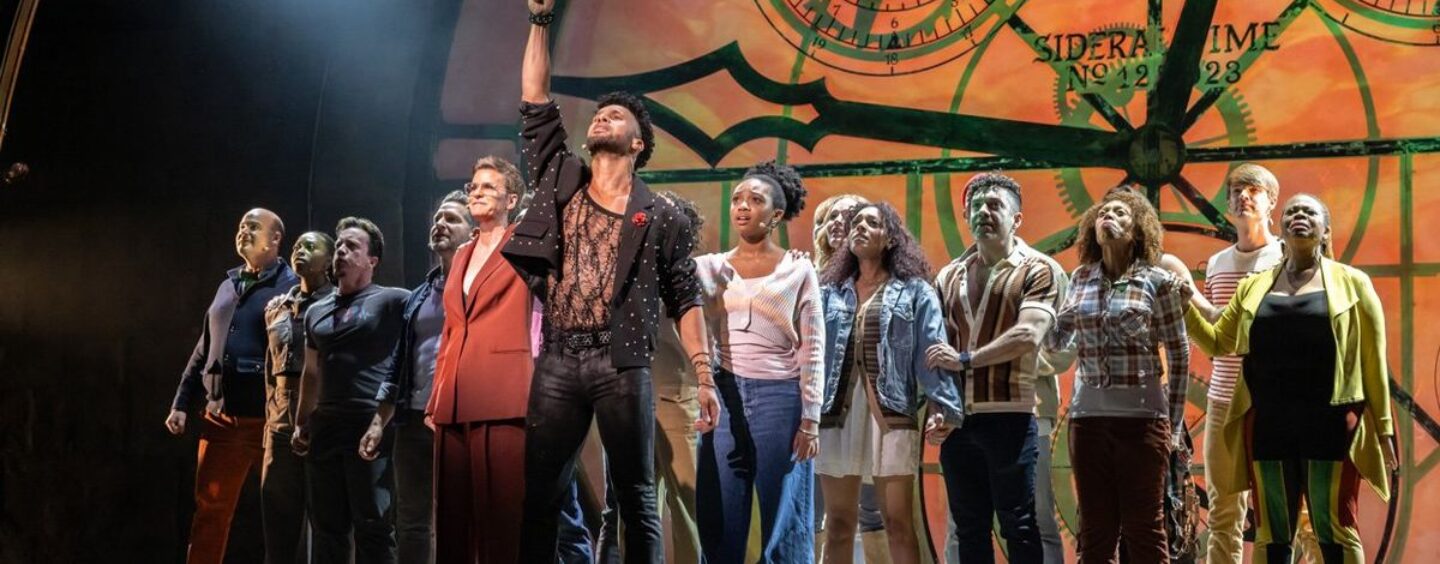 Les étoiles de Broadway brillent, collectent 1 million de dollars pour les LGBTQ + et les causes du VIH