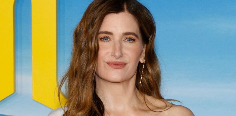 «L'armée lesbienne» de Kathryn Hahn s'évanouit après une nouvelle admission