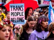 Les militants américains appellent le Royaume-Uni anti-trans gouvernant «un coup grave» aux droits de l'homme