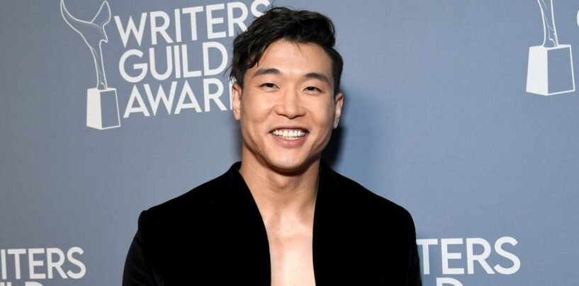 Joel Kim Booster aime que les fans deviennent sauvages sur ses photos de speedo torrides